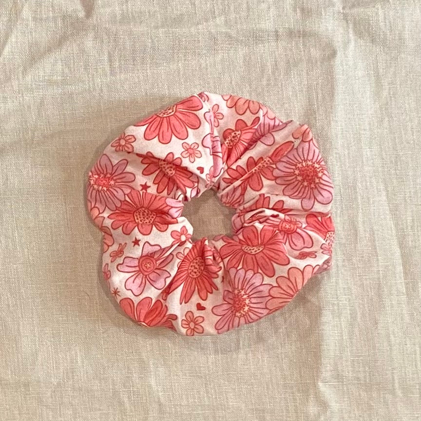 Amore Scrunchie