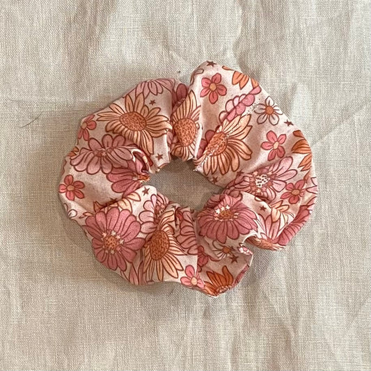 Zinnia Scrunchie