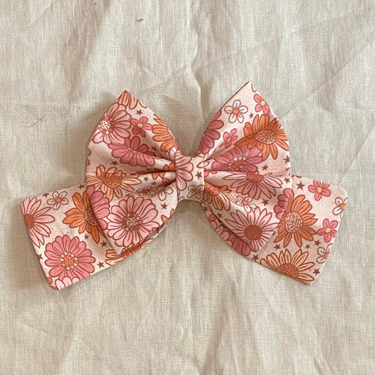 Zinnia Sailor Bow